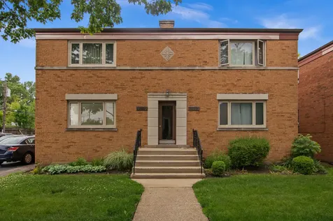 8043 Lake Street River Forest IL 60305