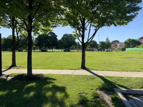 8043 Lake Street River Forest IL 60305
