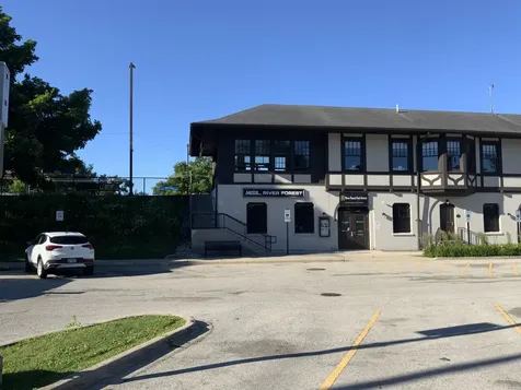 8043 Lake Street River Forest IL 60305