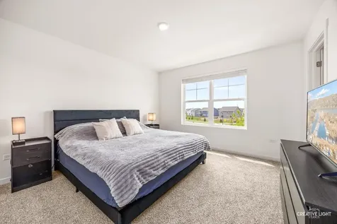 2261 Riesling Road Oswego IL 60543