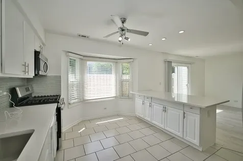 1506 Fernwood Court Gurnee IL 60031