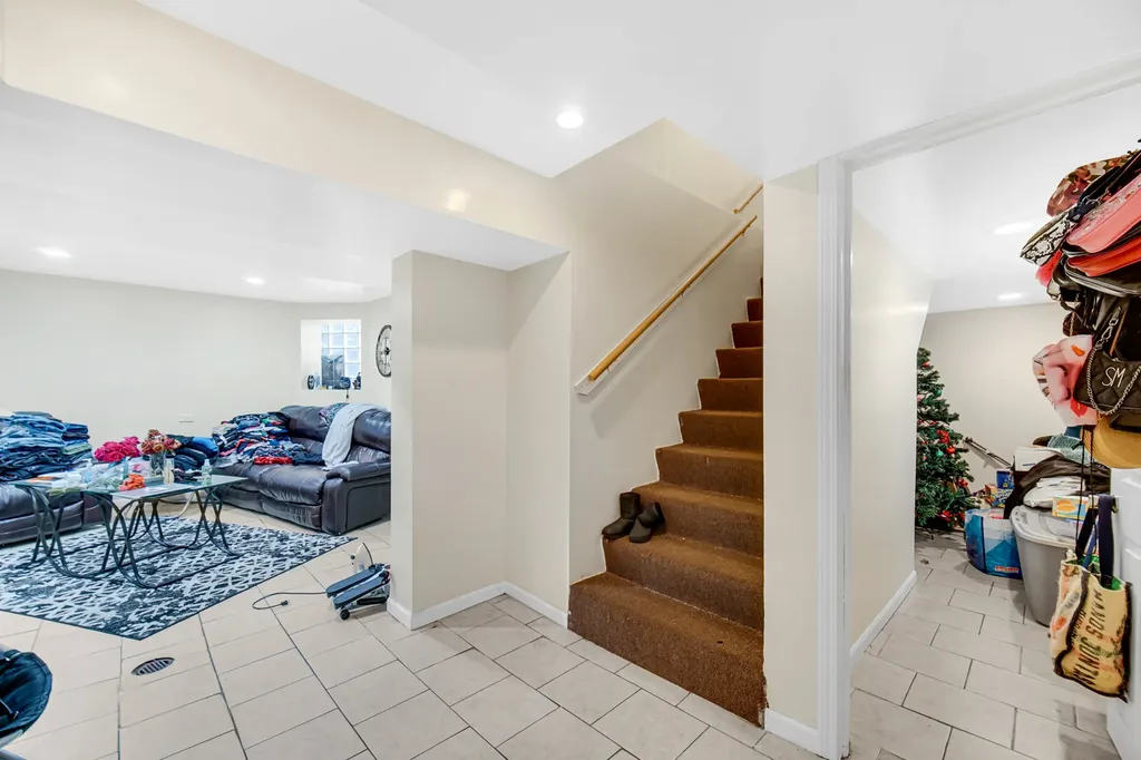 5744 South Green Street Chicago IL 60621