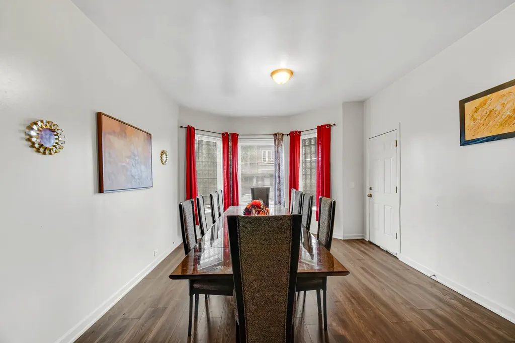 5744 South Green Street Chicago IL 60621