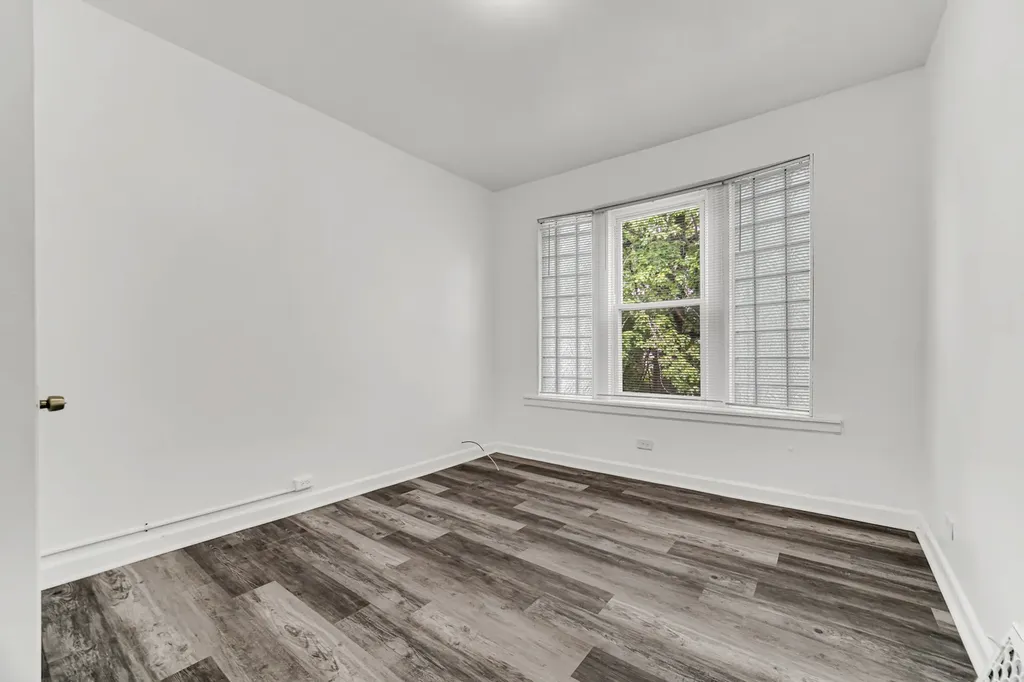 5744 South Green Street Chicago IL 60621
