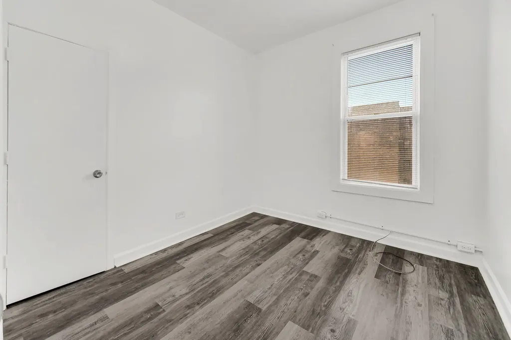 5744 South Green Street Chicago IL 60621