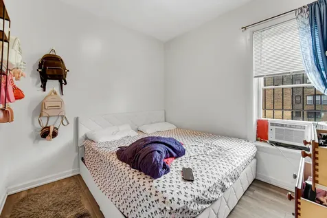 5744 South Green Street Chicago IL 60621