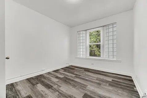 5744 South Green Street Chicago IL 60621