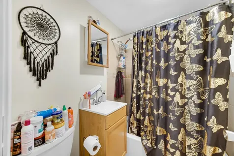 5744 South Green Street Chicago IL 60621