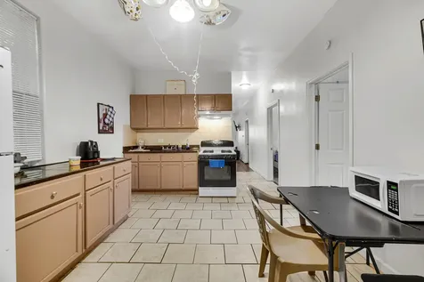 5744 South Green Street Chicago IL 60621