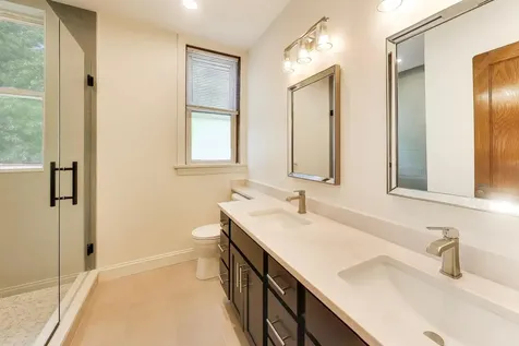 858 North Wolcott Avenue Chicago IL 60622