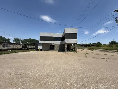 101 10TH Street Rock Island IL 61201