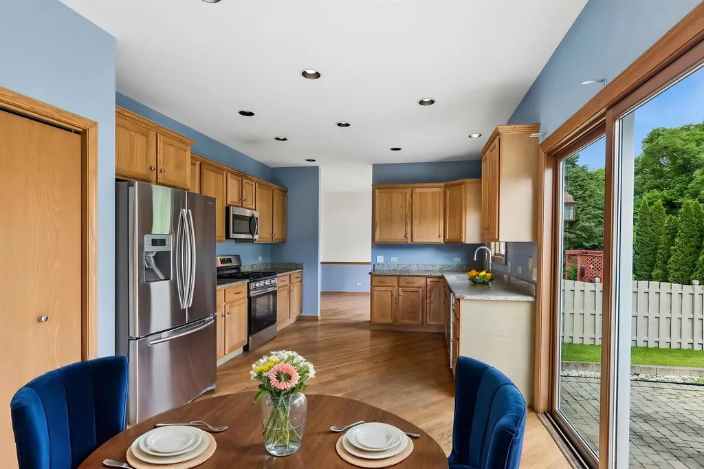 615 Wood Creek Drive Antioch IL 60002