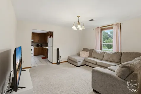 403 South Street Crescent City IL 60928