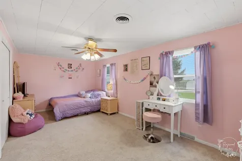 403 South Street Crescent City IL 60928