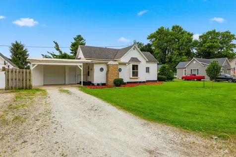 403 South Street Crescent City IL 60928