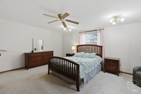 403 South Street Crescent City IL 60928