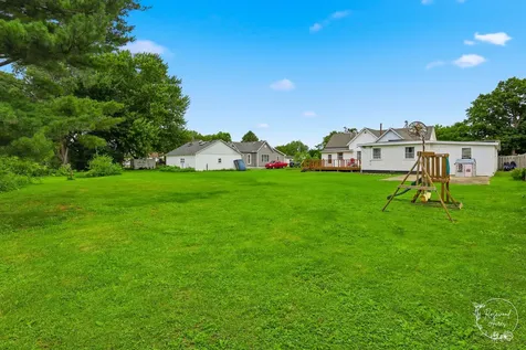 403 South Street Crescent City IL 60928
