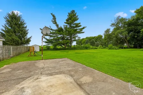 403 South Street Crescent City IL 60928