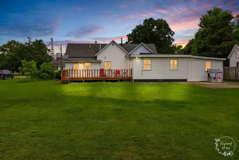 403 South Street Crescent City IL 60928