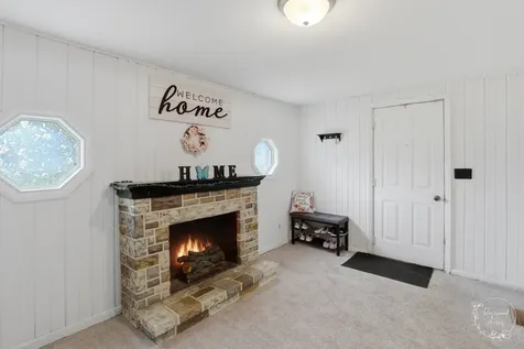 403 South Street Crescent City IL 60928
