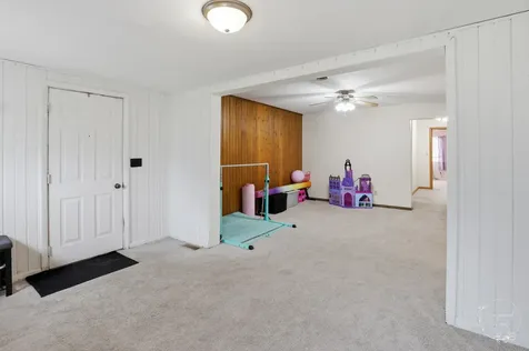 403 South Street Crescent City IL 60928