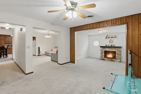 403 South Street Crescent City IL 60928