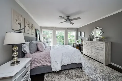 834 Shandrew Drive Naperville IL 60540
