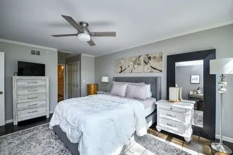 834 Shandrew Drive Naperville IL 60540