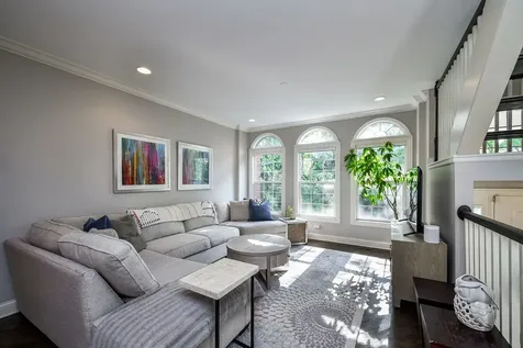 834 Shandrew Drive Naperville IL 60540