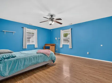 209 South East Street Gardner IL 60424