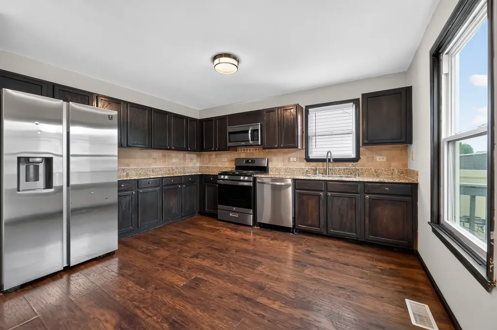 1301 Brookfield Drive Plainfield IL 60586