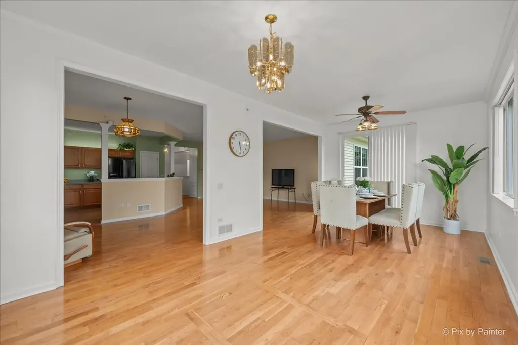 13215 Oakwood Avenue Huntley IL 60142