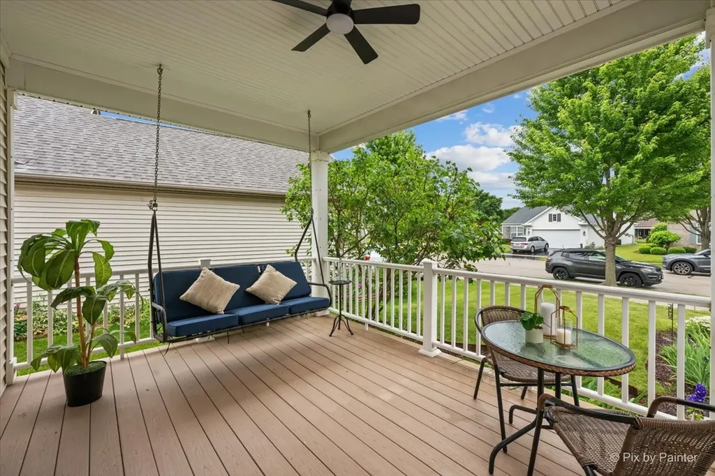 13215 Oakwood Avenue Huntley IL 60142