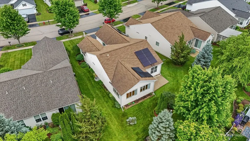 13215 Oakwood Avenue Huntley IL 60142