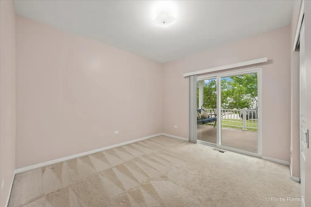 13215 Oakwood Avenue Huntley IL 60142