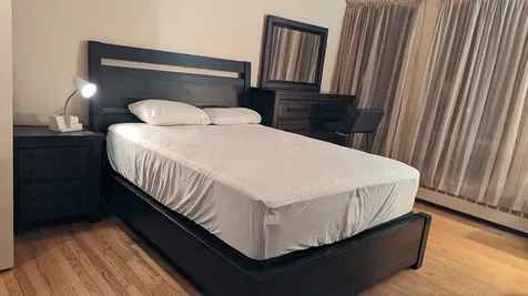 1450 East 55th Place Chicago IL 60637