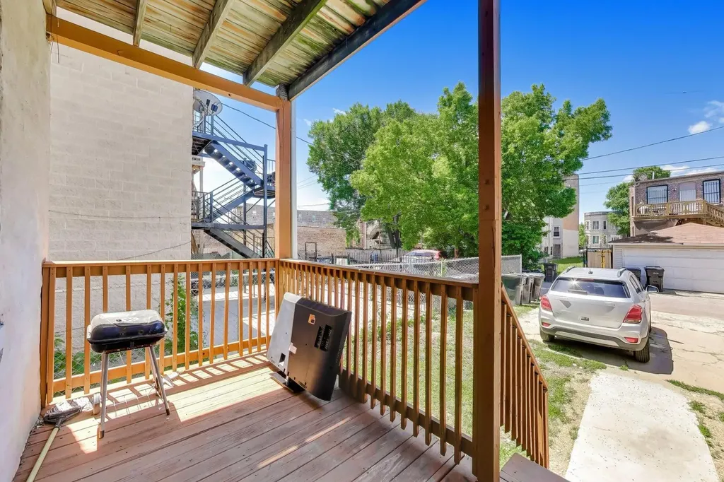 1418 South Saint Louis Avenue Chicago IL 60623