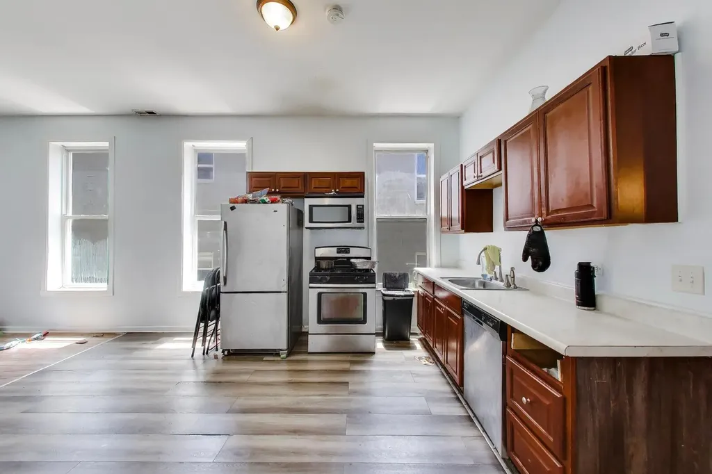 1418 South Saint Louis Avenue Chicago IL 60623
