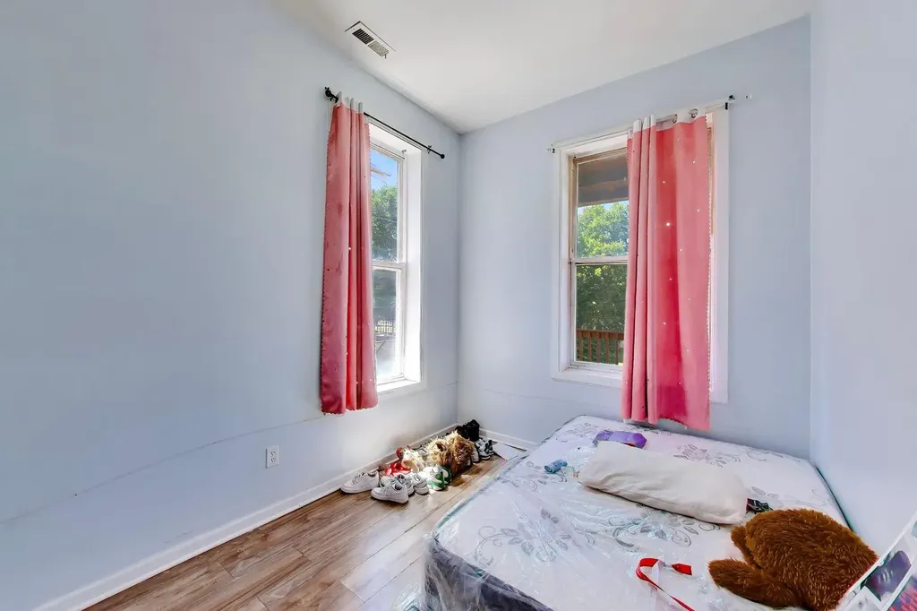 1418 South Saint Louis Avenue Chicago IL 60623