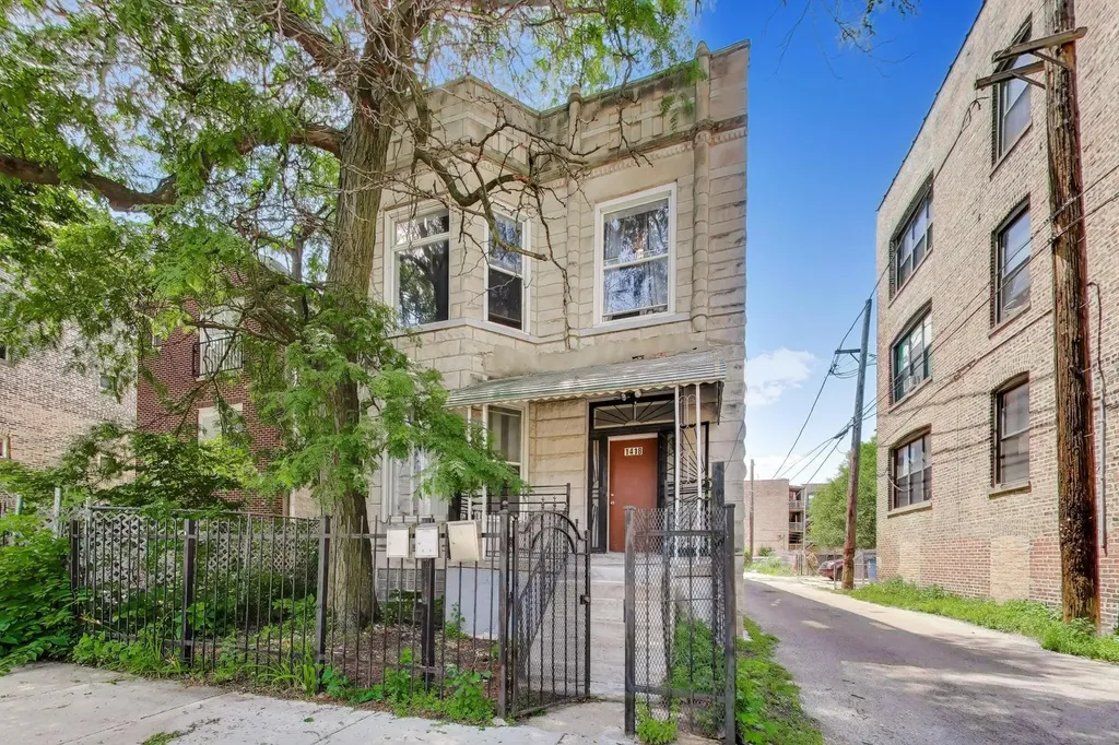1418 South Saint Louis Avenue Chicago IL 60623