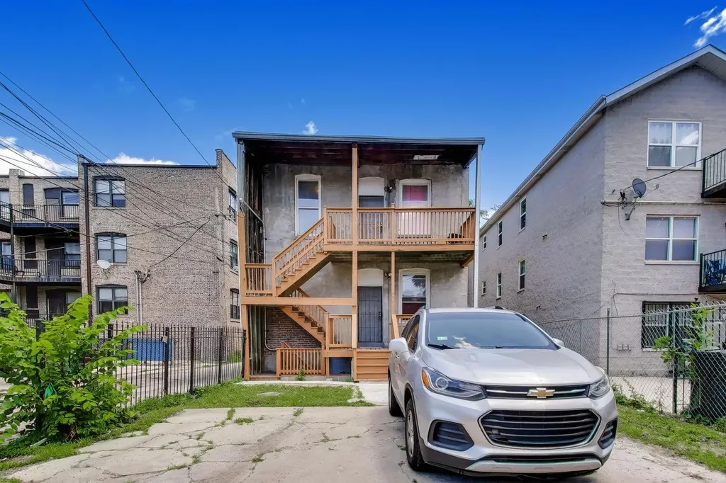 1418 South Saint Louis Avenue Chicago IL 60623