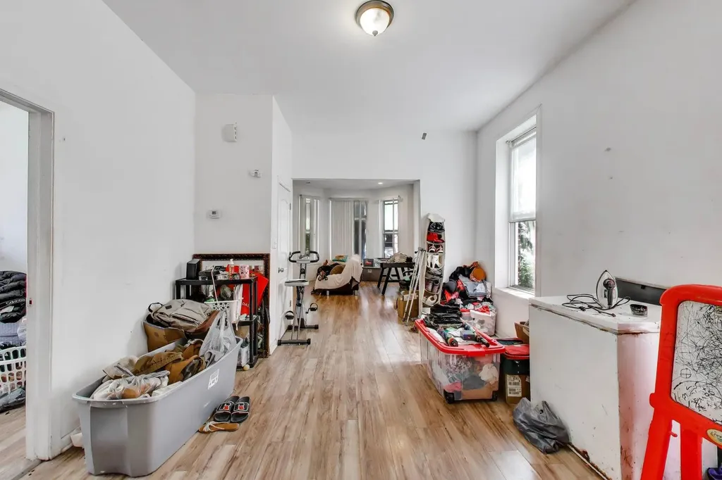 1418 South Saint Louis Avenue Chicago IL 60623