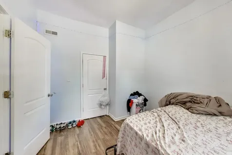 1418 South Saint Louis Avenue Chicago IL 60623