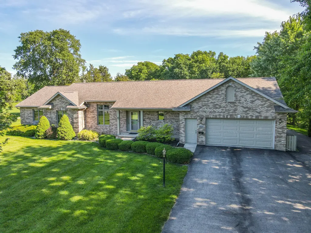 415 East Southmor Road Morris IL 60450