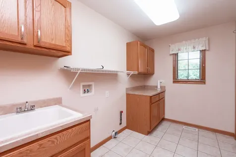 415 East Southmor Road Morris IL 60450