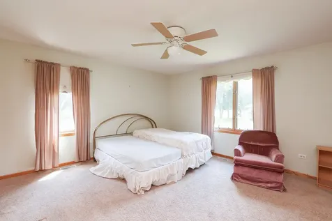 415 East Southmor Road Morris IL 60450