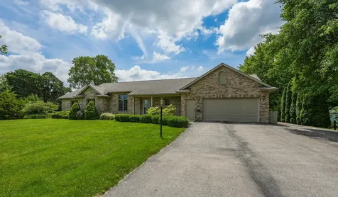 415 East Southmor Road Morris IL 60450