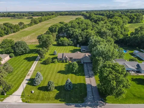 415 East Southmor Road Morris IL 60450