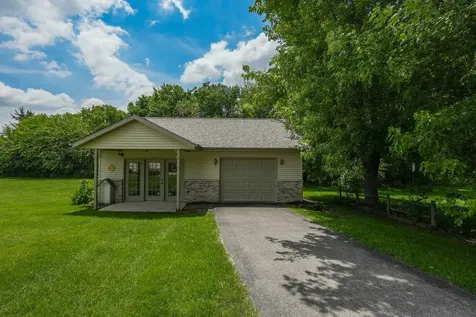 415 East Southmor Road Morris IL 60450