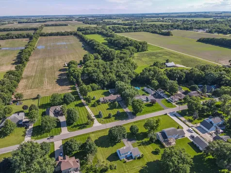 415 East Southmor Road Morris IL 60450